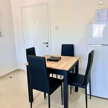 Cristiana Sea Breeze, Sleeps 3, Free Wifi *