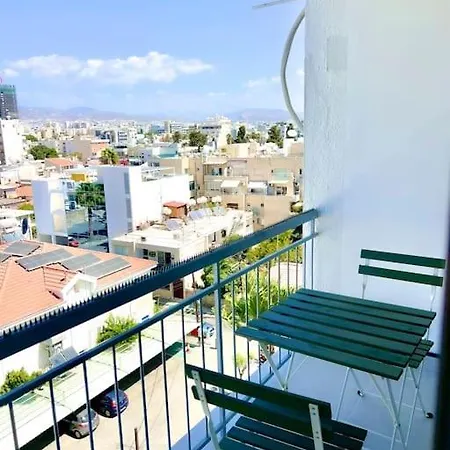 Cristiana Sea Breeze, Sleeps 3, Free Wifi Apartment