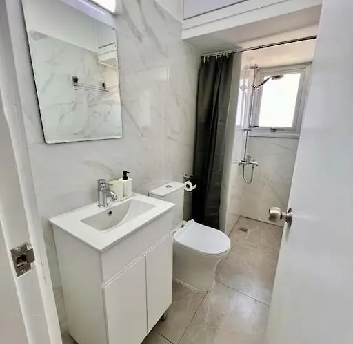 Cristiana Sea Breeze, Sleeps 3, Free Wifi Appartamento *