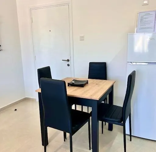 Cristiana Sea Breeze, Sleeps 3, Free Wifi *