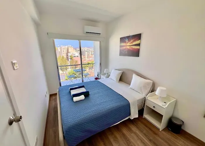 Cristiana Sea Breeze, Sleeps 3, Free Wifi Appartamento