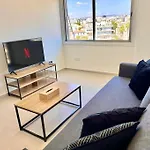 Cristiana Sea Breeze, Sleeps 3, Free Wifi Limasol