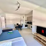 Cristiana Sea Breeze, Sleeps 3, Free Wifi Appartement *