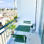 Cristiana Sea Breeze, Sleeps 3, Free Wifi Appartement Limasol