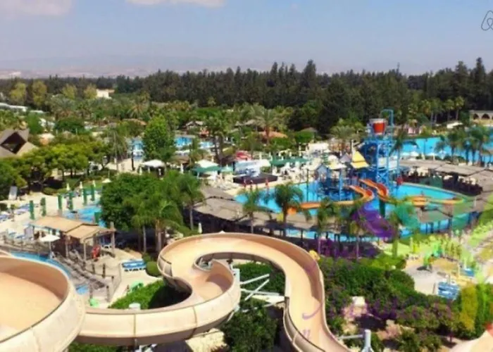 Daire Cristiana Sea Breeze, Sleeps 3, Free Wifi