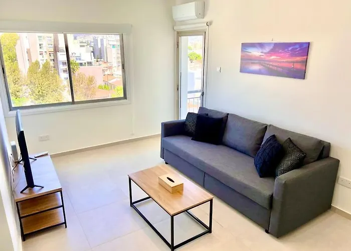 Daire Cristiana Sea Breeze, Sleeps 3, Free Wifi *